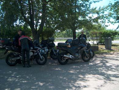Photos (03)